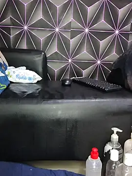 Megann 9 online show from March 26, 2026, 11:05 am