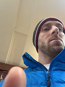 trainwithme online show from December 17, 2025, 8:09 am