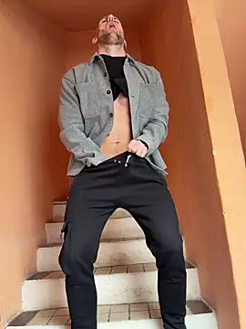 trainwithme online show from March 26, 2026, 9:26 am