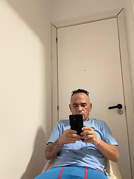 Snapshot of mateocali25 chatting on July 15, 2026, 3:17 pm mateocali25 online show from July 15, 2026, 3:17 pm
