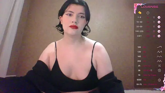 Snapshot of camgirl_xxx chatting on November 19, 2025, 5:24 pm camgirl xxx online show from November 19, 2025, 5:24 pm