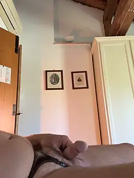 Max 965 online show from April 9, 2026, 1:27 pm