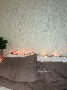 Ariana Sanderss online show from December 21, 2025, 5:31 pm