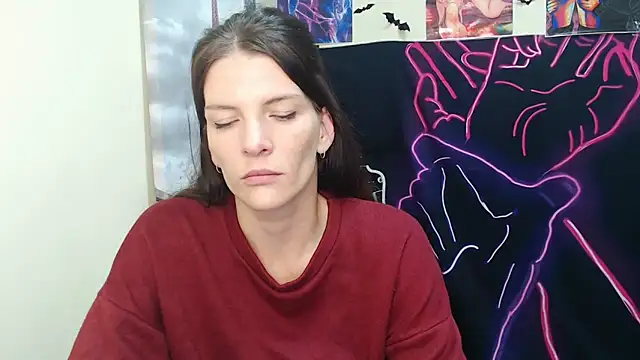 VanessaRey  online show from September 22, 2025, 6:26 am