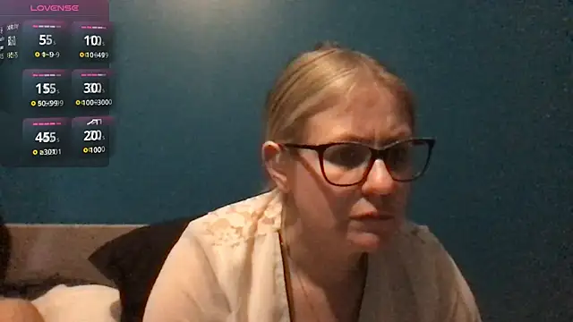 lady gloria69 online show from March 20, 2025, 7:57 pm