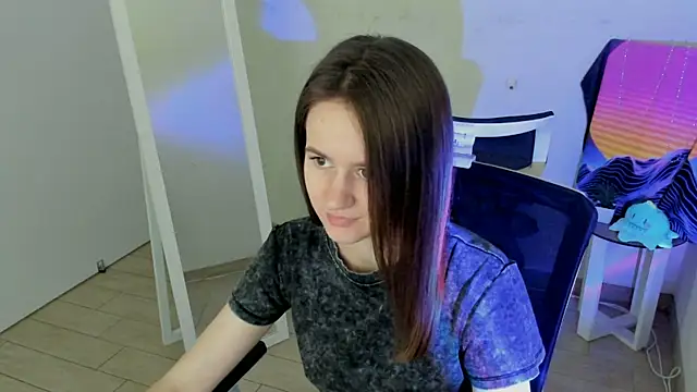 Catherine e online show from October 2, 2025, 6:15 pm