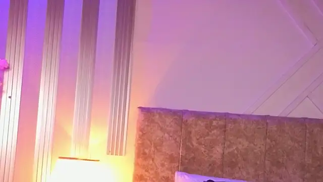 angelinarouse  online show from March 6, 2026, 3:03 am