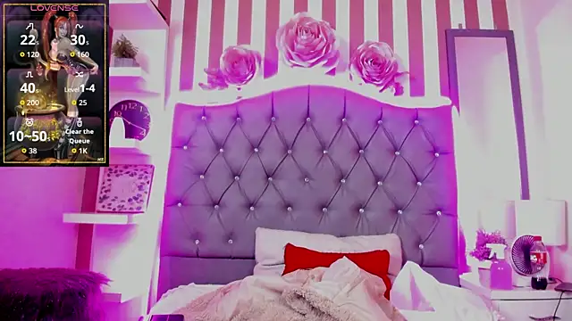 Samantha Evans 18 online show from October 7, 2025, 4:09 am