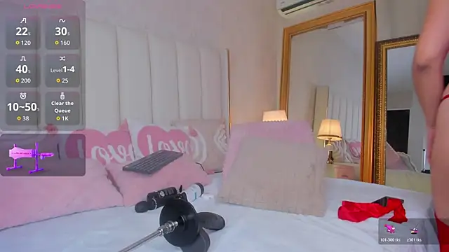 AriaJonnes  online show from December 4, 2025, 1:53 pm