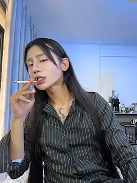 Rainbow-sweet online show from April 9, 2026, 6:19 am