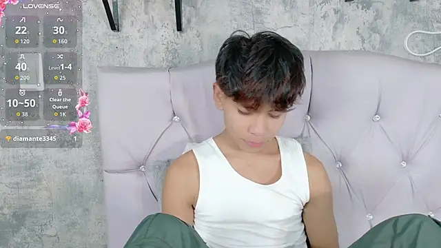 Ethan Westt online show from April 16, 2026, 8:53 pm