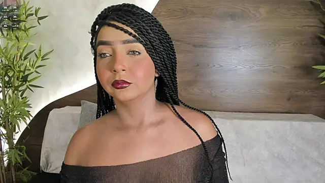 mia lacy  online show from September 29, 2025, 7:30 pm