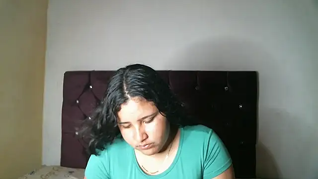 Valeria Tiffany online show from November 8, 2025, 9:57 pm