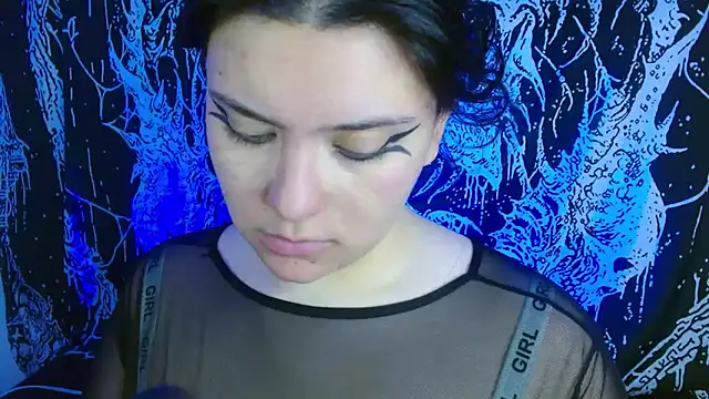 mikaskullcs online show from October 3, 2025, 4:42 am