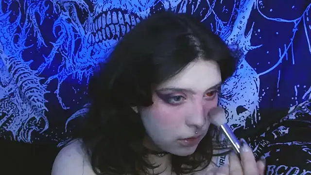 mikaskullcs online show from February 2, 2026, 10:19 pm