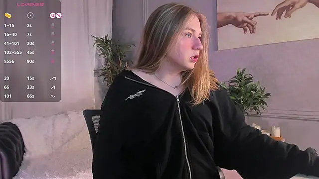 Snapshot of Jes_Solar chatting on March 20, 2025, 9:02 pm Jes Solar online show from March 20, 2025, 9:02 pm