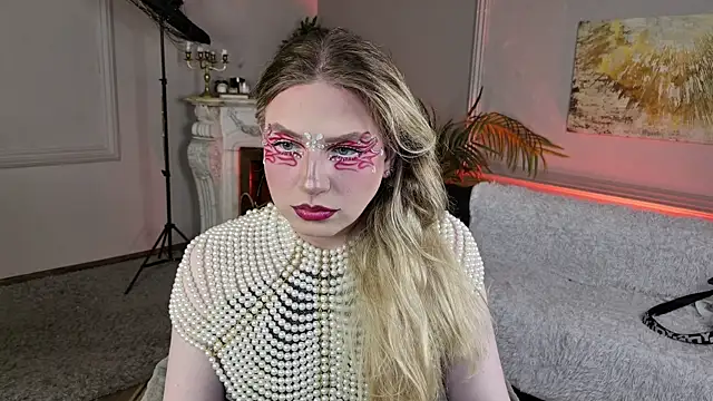 Snapshot of Jes_Solar chatting on June 19, 2026, 8:56 pm Jes Solar online show from June 19, 2026, 8:56 pm