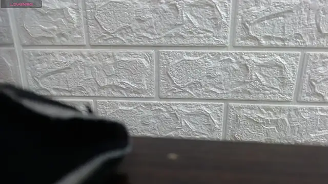 nei girl online show from January 13, 2026, 11:26 am