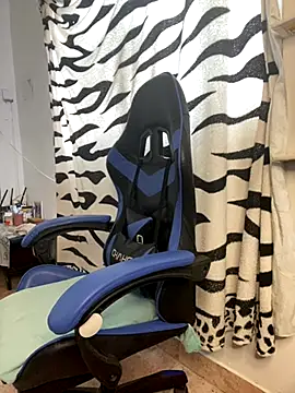 taimara 1 online show from November 29, 2025, 5:05 pm