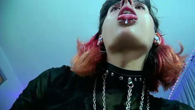 Snapshot of goth_minerva chatting on March 25, 2026, 1:39 pm goth minerva online show from March 25, 2026, 1:39 pm