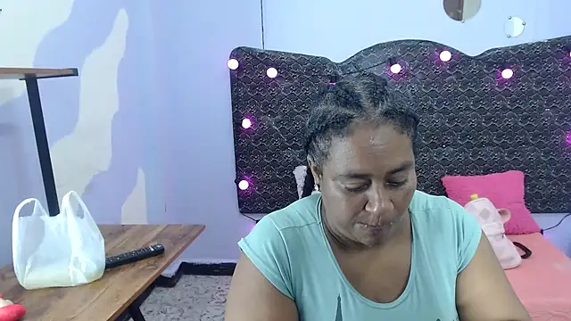 Sharon-stager online show from September 16, 2025, 1:23 pm