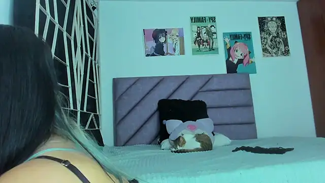 KARINNA  RAVEN online show from January 6, 2026, 12:47 am