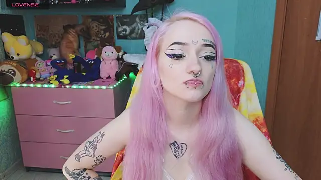 Manuela unicorn online show from September 9, 2025, 4:50 pm