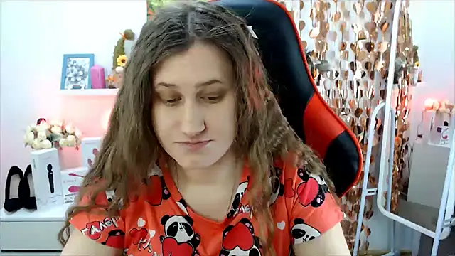 Lucky Lana online show from February 14, 2026, 3:58 am