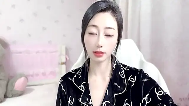 anjila888 online show from October 11, 2025, 1:42 pm