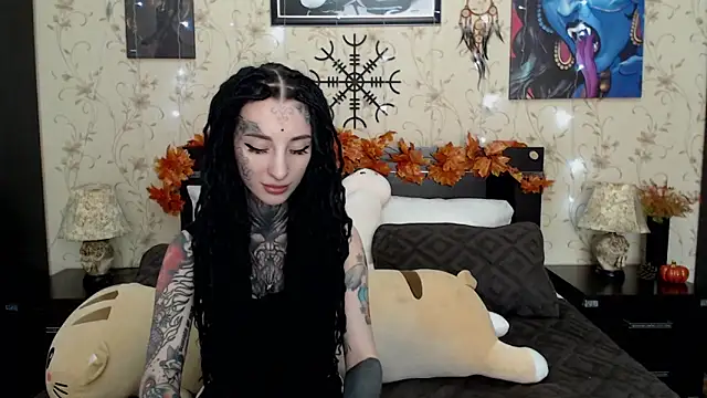 Velvetbat online show from October 27, 2025, 7:01 am