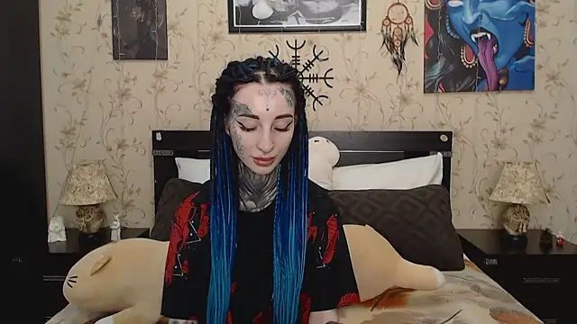 Velvetbat online show from February 5, 2026, 7:02 am