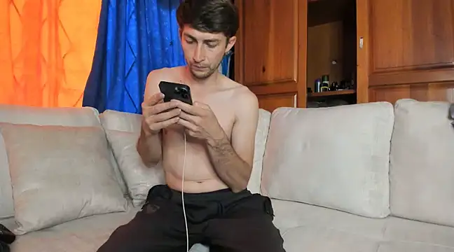 laurent 01 online show from March 21, 2025, 7:57 pm