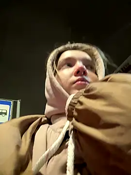 bambi lu online show from November 20, 2025, 5:01 pm