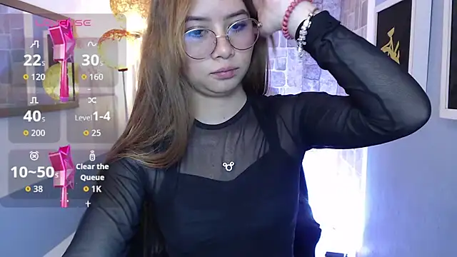 Fiorellaa delsd online show from October 15, 2025, 3:12 pm