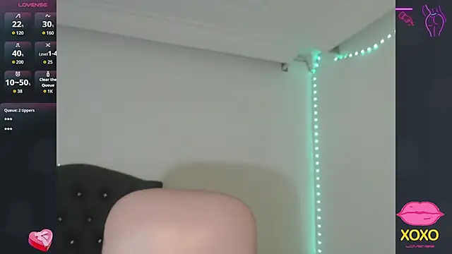 Snapshot of kitty_girl__ chatting on September 26, 2025, 1:59 pm kitty girl online show from September 26, 2025, 1:59 pm