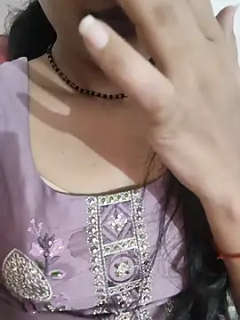 Snapshot of Eshwari_Chopra chatting on June 20, 2026, 11:51 pm Eshwari Chopra online show from June 20, 2026, 11:51 pm