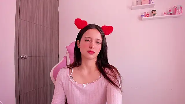 Snapshot of ImBunnyNova chatting on February 10, 2026, 1:59 pm ImBunnyNova online show from February 10, 2026, 1:59 pm