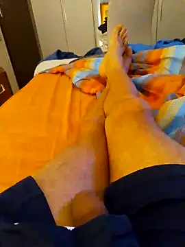 Deddyitalia3p online show from October 7, 2025, 7:44 pm