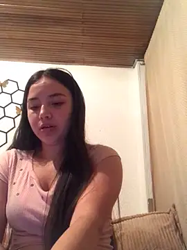 amelia hall online show from October 26, 2025, 6:19 am