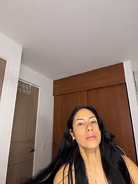 ArianaReynoldss online show from April 3, 2026, 10:24 am