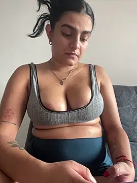 Snapshot of carlafox05 chatting on May 25, 2026, 7:31 pm carlafox05 online show from May 25, 2026, 7:31 pm