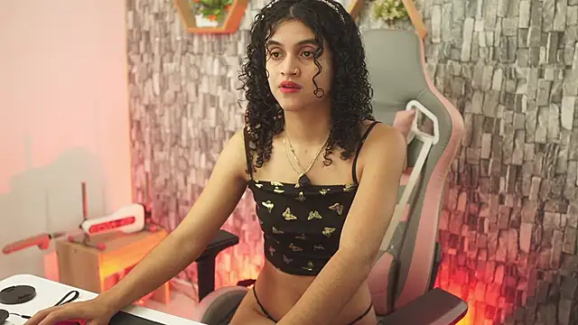 bonniie 98  online show from February 13, 2026, 4:58 pm