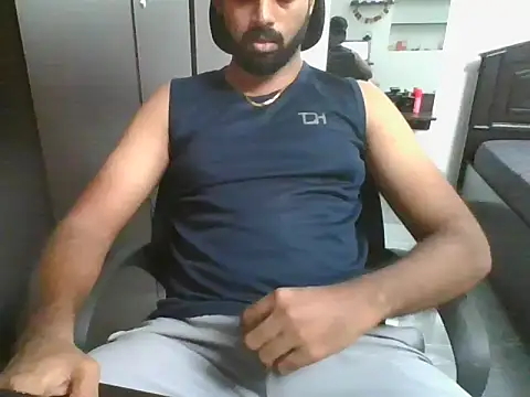 Snapshot of lovelyakash69 chatting on April 16, 2026, 12:28 pm lovelyakash69 online show from April 16, 2026, 12:28 pm