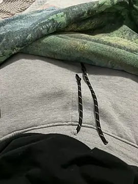 Snapshot of tipetto06 chatting on March 19, 2025, 8:11 pm tipetto06 online show from March 19, 2025, 8:11 pm