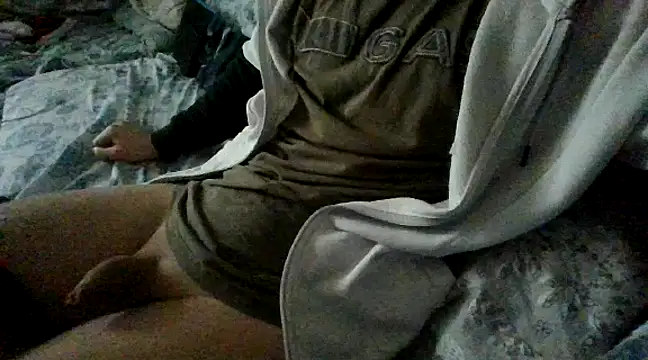 Snapshot of tipetto06 chatting on March 21, 2025, 10:39 am tipetto06 online show from March 21, 2025, 10:39 am