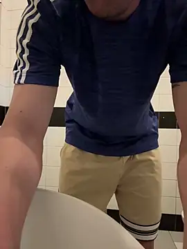 Snapshot of tipetto06 chatting on September 11, 2025, 3:56 pm tipetto06 online show from September 11, 2025, 3:56 pm