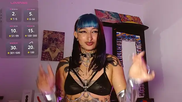 SharaRoss1 online show from June 4, 2026, 3:01 am