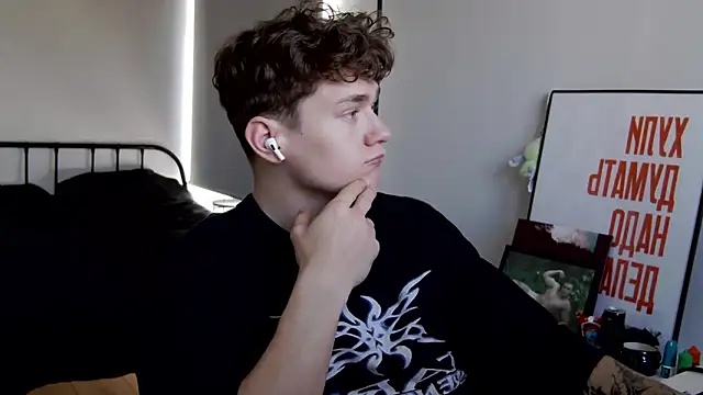 DanyDavis online show from October 2, 2025, 7:48 am