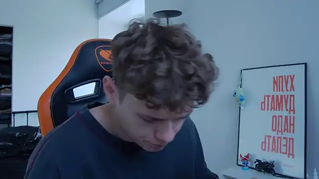 DanyDavis online show from October 12, 2025, 8:35 am