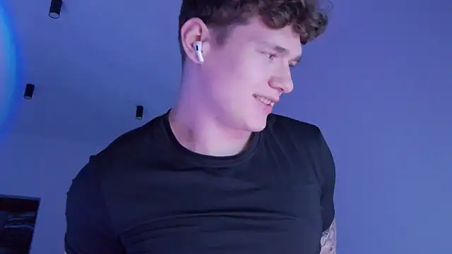 DanyDavis online show from October 12, 2025, 8:41 pm